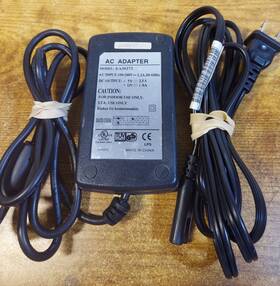 Ea30272 Ac Adapter / Edac Power Dc Round 10mm 4-pin 12v 1a 5v 2.5a 24.5w