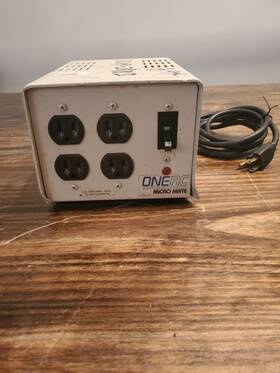 Cm1107 Oneac Micro Mate 120v 6.25a Power Conditioner - Tested Watch Video