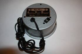 D-200 Perma-power Vintage Automatic Voltage Regulator D200 300 Watts