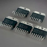 Pack Sgs L296 High Current Switching Regulator 4A, 5.1V-40V, MULTIWATT-15 Nos. Fixed Price $34.69.