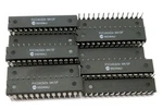 Lot Of 10 New Microchip Technology PIC16C62A-04/SP 8-BIT Microcontrollers. Fixed Price $30.00.